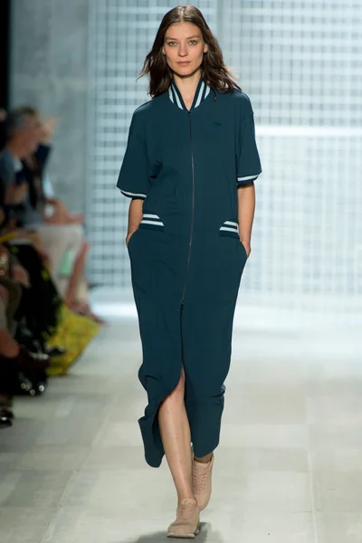 Look 14